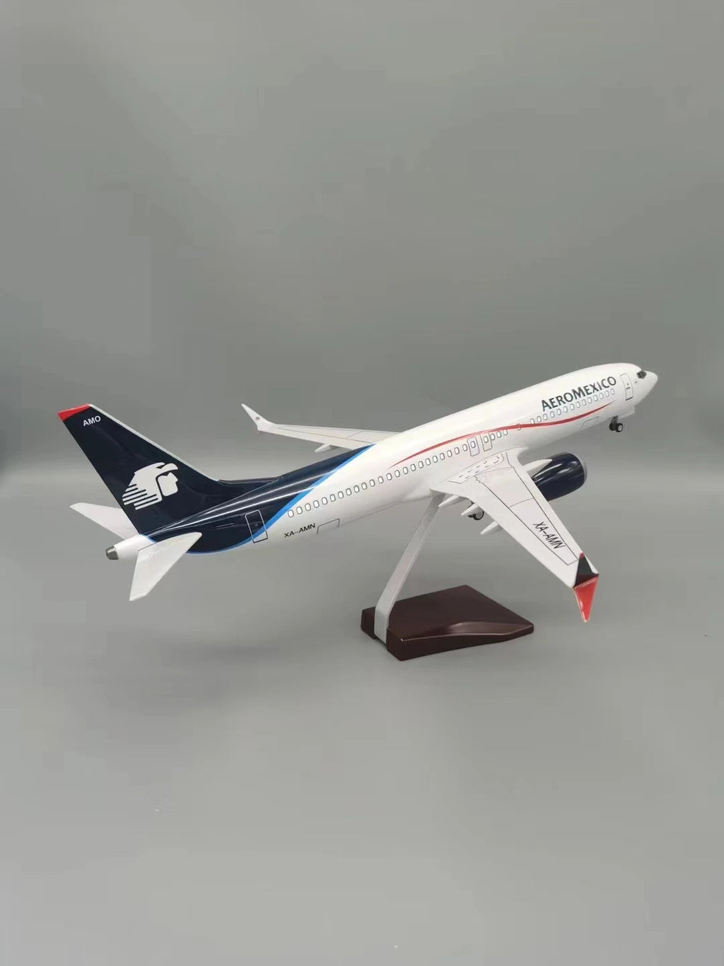 B737 Aeromexico Escala 1/85 (47cm)